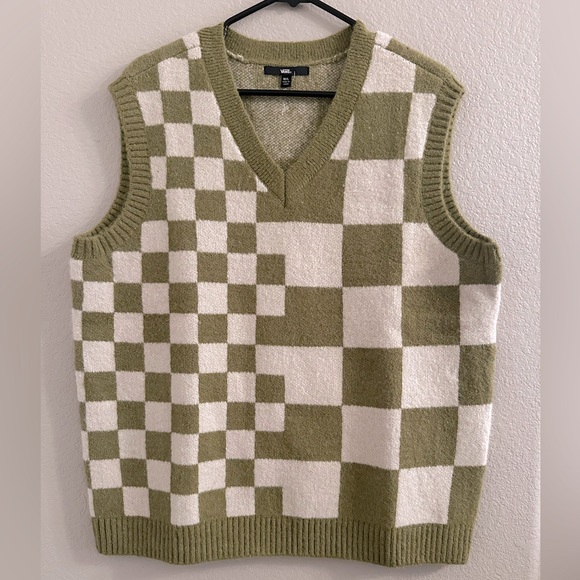 NWOT Vans Courtyard Checker
Sweater Vest 'Green White' Size M/L - Picture 4 of 7